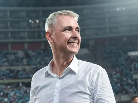 Club histórico de Brasil quiere dejar sin DT a Sporting Cristal