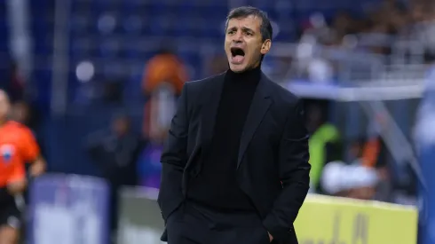 Fabián Bustos gritando.