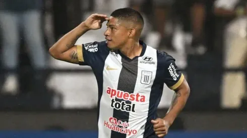 Alianza Lima se enfrenta a Sao Paulo por la Copa Libertadores 2025.