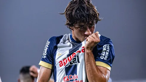 Bassco Soyer confesó quién predijo su gol en Alianza Lima.