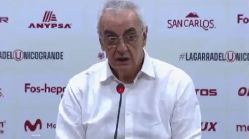 Jorge Fossati, en conferencia de prensa.