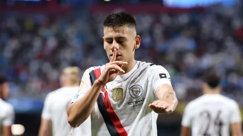 Claudio Echeverri tiene intenciones de irse del Manchester City a la Roma.