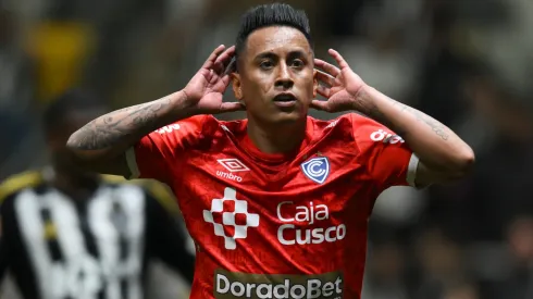 Christian Cueva busca seguir haciendo historia con Cienciano en la Copa Sudamericana 2025.