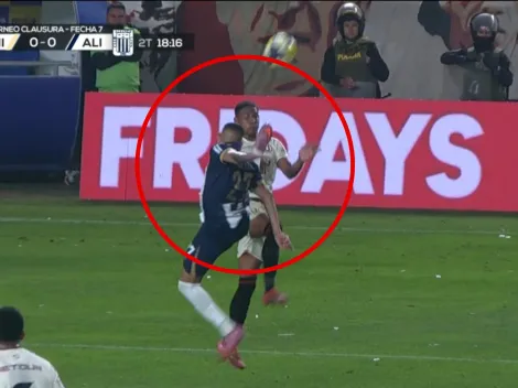 Brutal patada de Kevin Quevedo a José Carabalí: se fue expulsado en Universitario vs. Alianza Lima