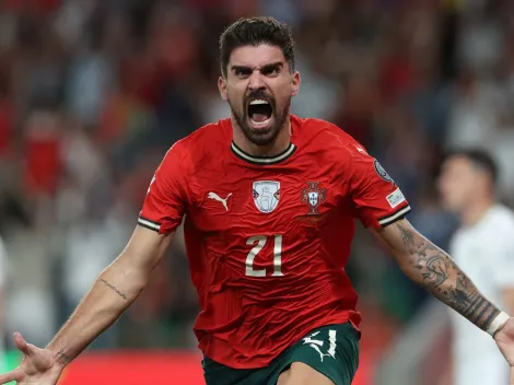 A CR7 le atajaron un penal, pero Portugal ganó sobre la hora a Irlanda con gol de Rúben Neves