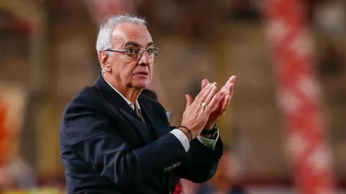 Jorge Fossati, DT de Universitario.