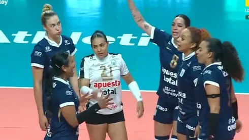 Alianza Lima celebrando.