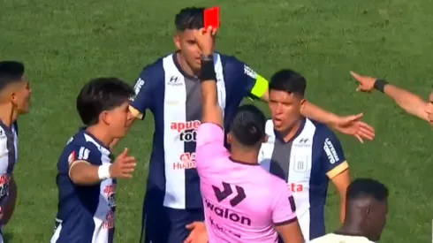 Tarjeta roja a Carlos Zambrano.