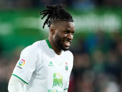 "Es insólito": Universitario contrató a Sekou Gassama y lo comparan con fichaje descartado