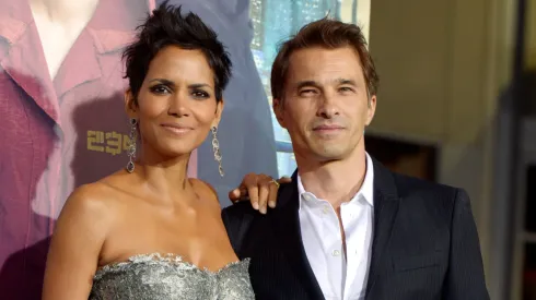 Halle Berry and Olivier Martinez arrive at the premiere of Warner Bros. Pictures' "Cloud Atlas" at the Chinese Theatre on October 24, 2012 in Los Angeles, California.