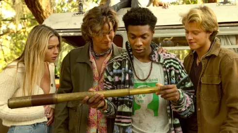 Madelyn Cline, J.D., Chase Stokes and Rudy Pankow in "Outer Banks".