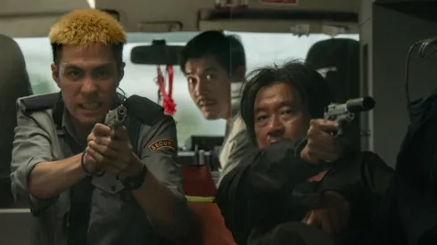 Sanya Kunakorn and Sukollawat Kanarot in "Bangkok Breaking: Heaven and Hell".