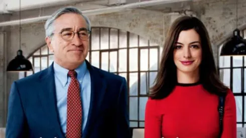 Robert De Niro and Anne Hathaway in The Intern (2015)