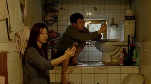 Parásitos, dirigida por Bong Joon-ho es la última Mejor Película que ganó en los Premios Oscars