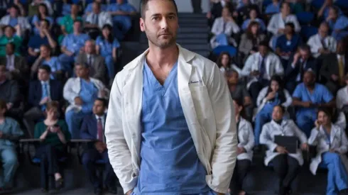 Ryan Eggold en New Amsterdan