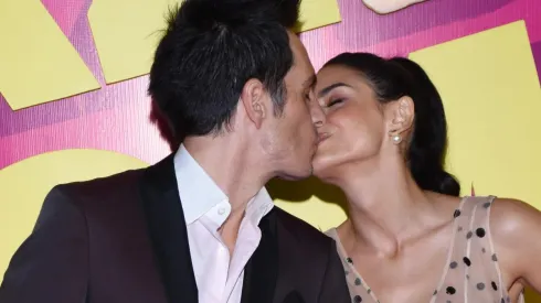 Mauricio Ochmann y Aislinn Derbez en 2017