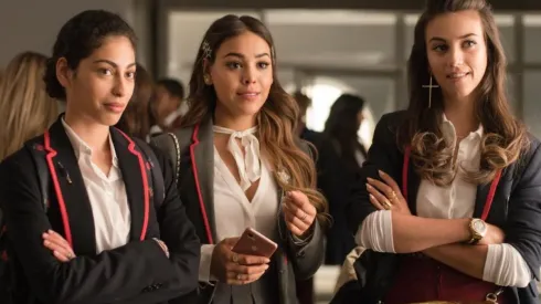 Mina El Hammani, Danna Paola y Claudia Salas en Élite.