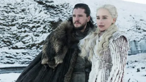 Emilia Clarke y Kit Harrington en Game of Thrones