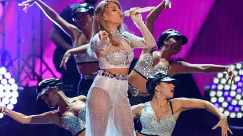 Danna Paola en los Premios Juventud 2020