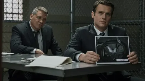 Holt McCallany y Jonathan Groff en Mindhunter