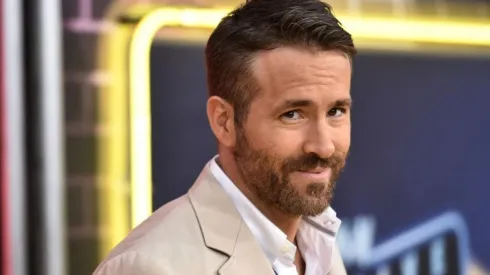 Ryan Reynolds compró un equipo de fútbol.