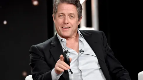 Hugh Grant en un evento de HBO