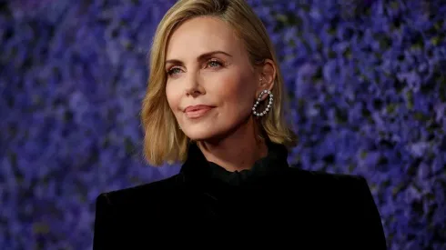 Charlize Theron en un evento en el Palisades Village