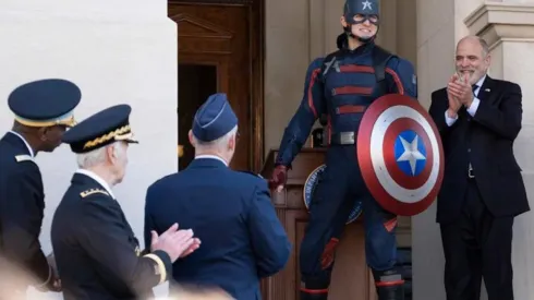 Extrañan a Chris Evans: reacciones del episodio 2 de The Falcon and The Winter Soldier