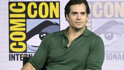 Henry Cavill tiene novia: las fotos que lo confirman