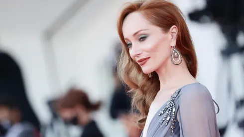 Lotte Verbeek, intérprete de Geillis Duncan, dejó Outlander en la temporada 3 de forma repentina.