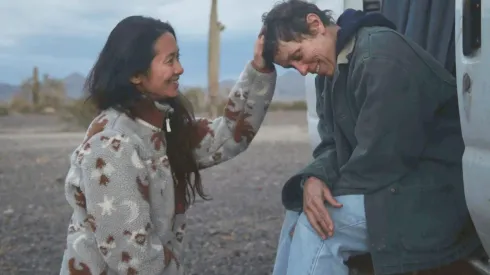 Dónde y cómo ver Nomadland, la ganadora a Mejor Película en los Óscars 2021.