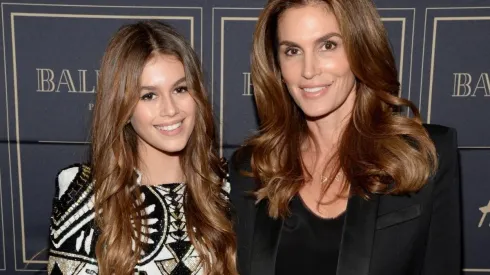 Kaia Gerber junto a su madre Cindy Crawford (Foto: Getty Images)