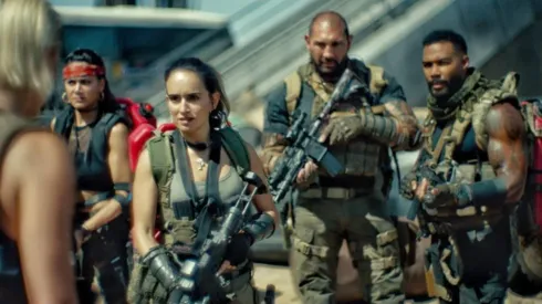 Los mercenarios listos para la acción en Army of the Dead.