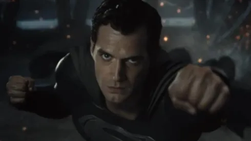 Henry Cavill puede seguir siendo Superman