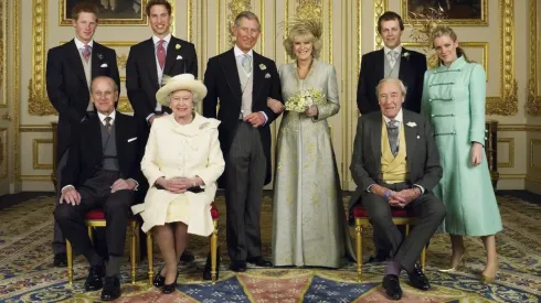 10 tradiciones de cumpleaños de la realeza británica que The Crown no te mostró.