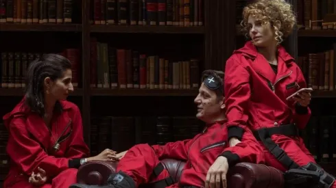 Alba Flores, Rodrigo de la Serna y Esther Acebo