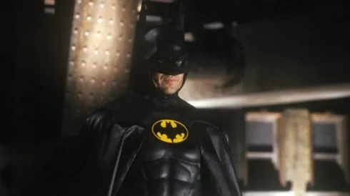 Michael Keaton vuelve como Batman.