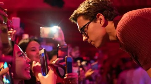 Tom Holland reaccionó al tráiler de "Spider-Man: No Way Home" y dio nuevos detalles.