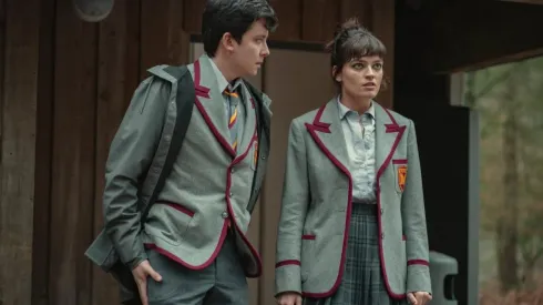 Asa Butterfield y Emma Mackey