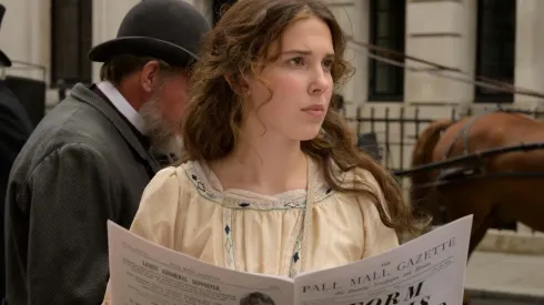 Millie Bobby Brown como Enola Holmes