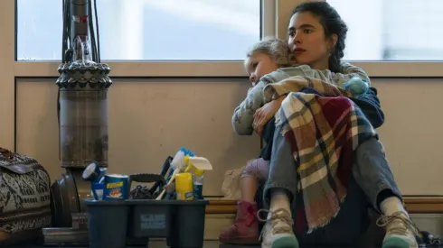 La serie es protagonizada por Margaret Qualley.