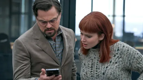 No miren arriba se estrenará en cines y en Netflix.