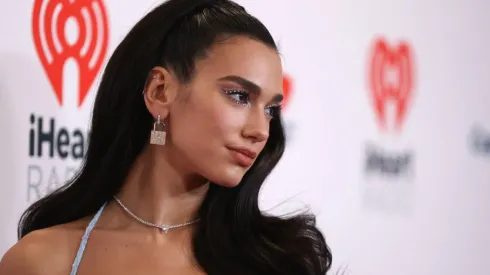 Dua Lipa inicia un nuevo proyecto lejos de la música.