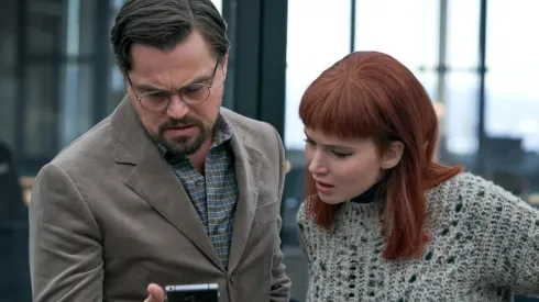 DiCaprio encabeza el film junto a Jennifer Lawrence.