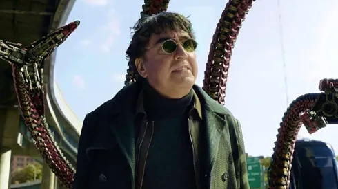 Alfred Molina como Dr. Octopus
