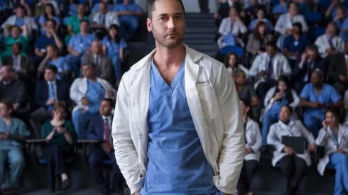 La temporada 4 de New Amsterdam ya tiene fecha de estreno en Latinoamérica y no se verá por Netflix.