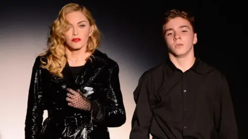 El hijo de Madonna, convertido en un importante pintor.