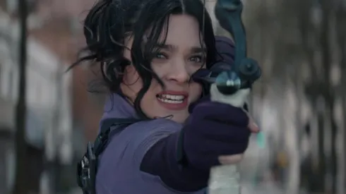 Hailee Steinfeld interpreta a Kate Bishop en Hawkeye.