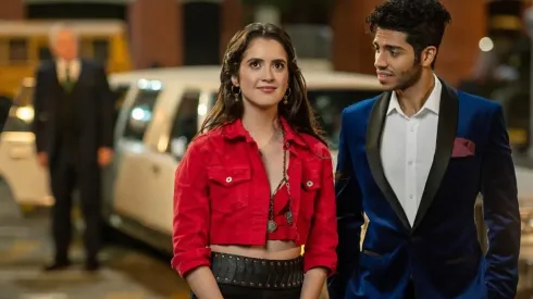 Laura Marano y Mena Massoud