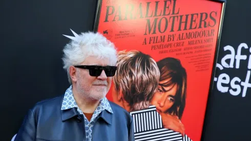 Pedro Almodóvar presenta Madres Paralelas en Netflix.